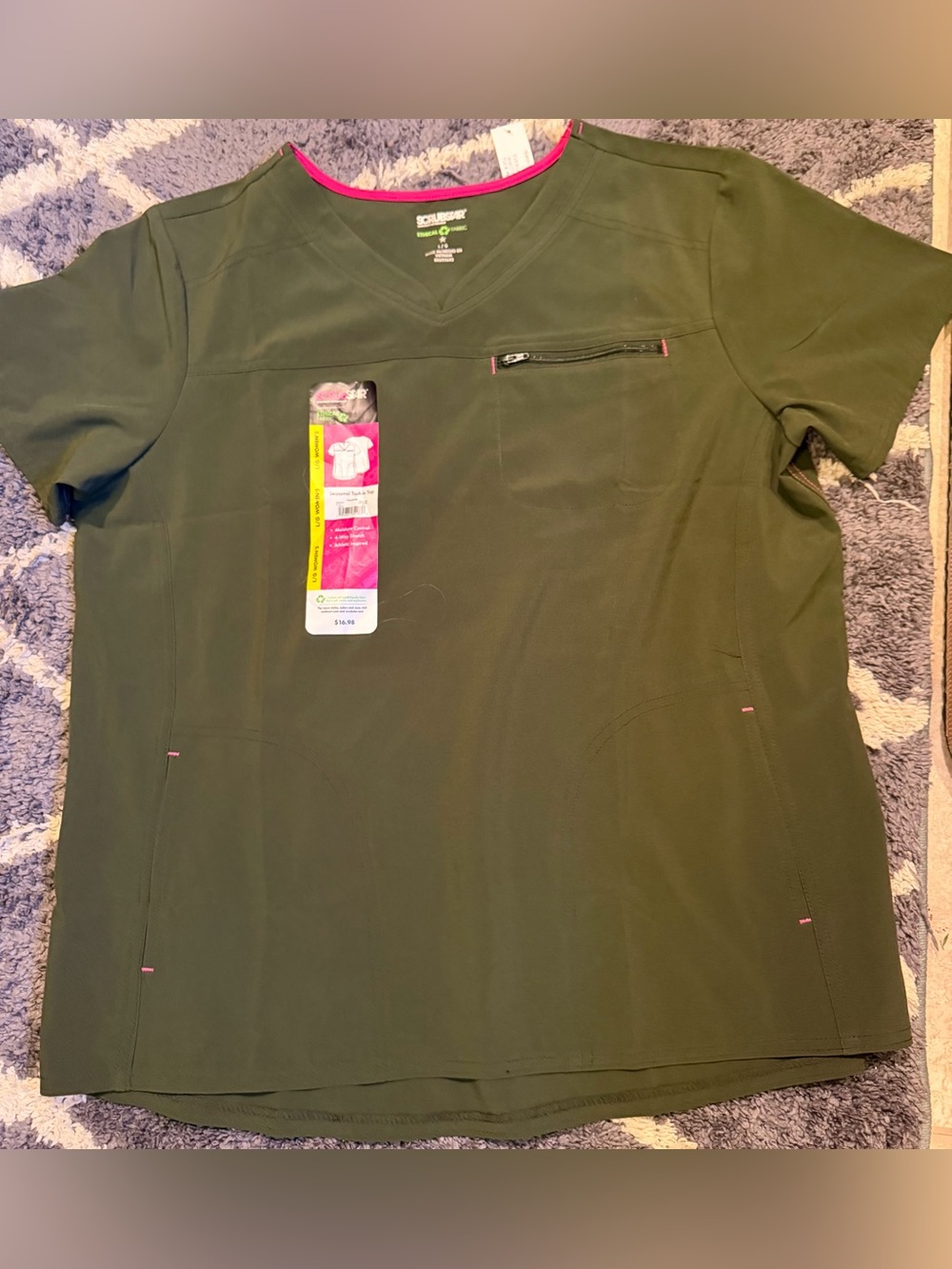 Scrubstar woman’s size large Olive Green Performance Scrub Top! New!